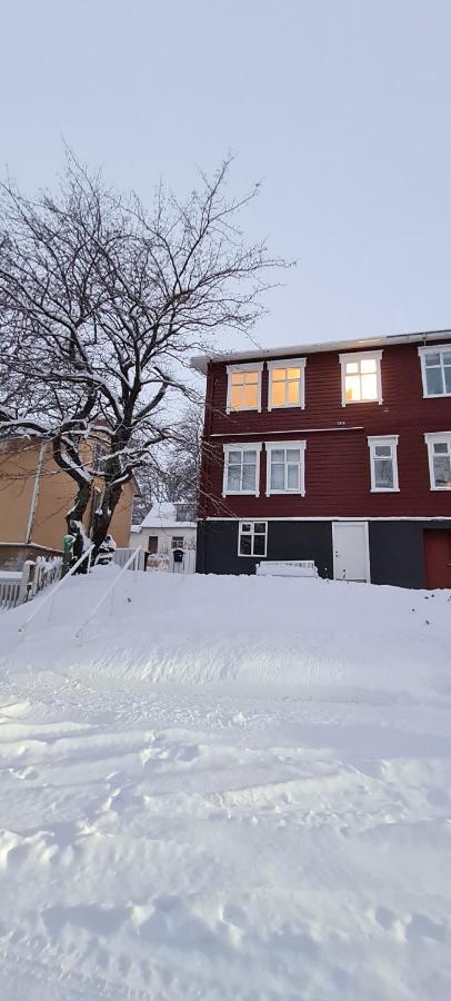In The Heart Of Akureyri Apartment Екстериор снимка
